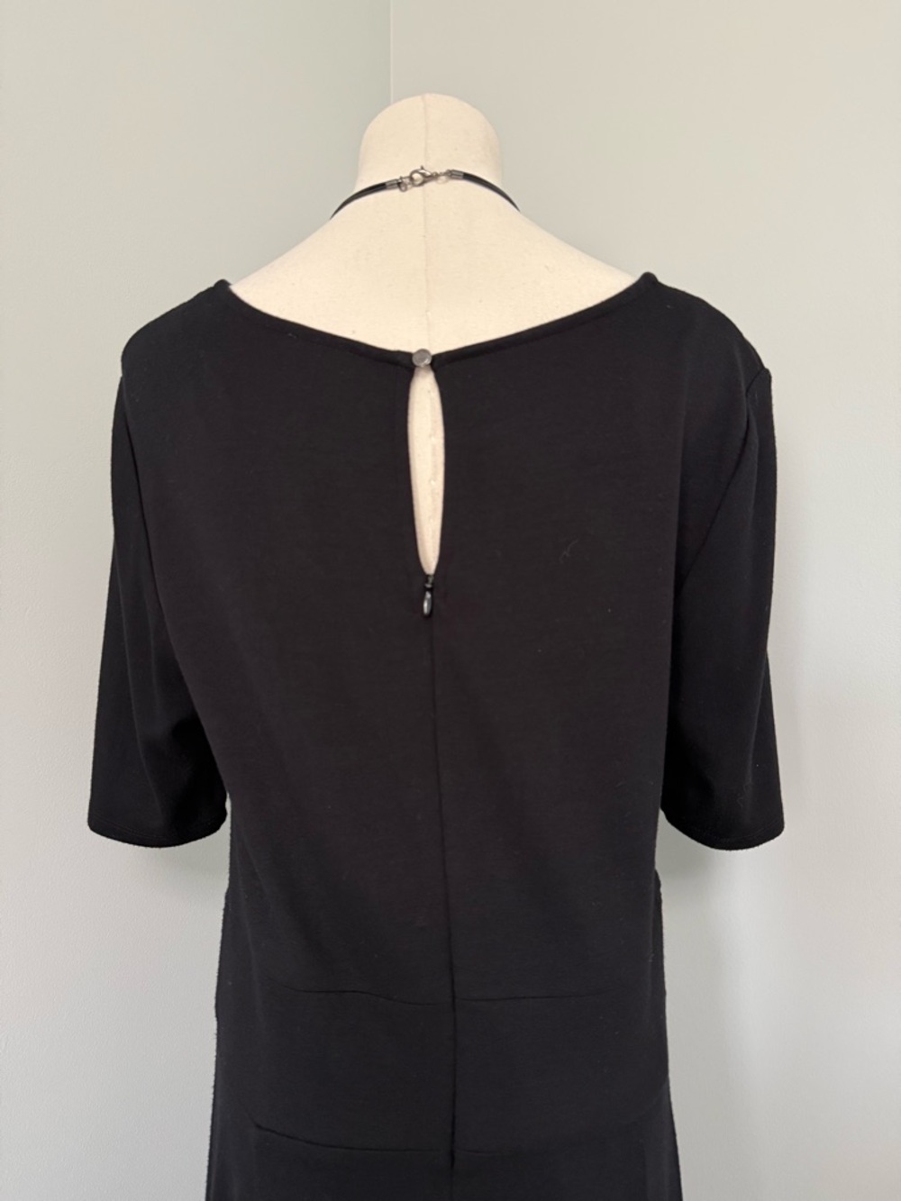 Vince Camuto Black Midi Fit-and-Flare Dress - Picture 4 of 14